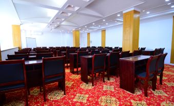 Zhengrong Business Hotel (Xinzhou Kailai Xinyue Shopping Plaza) - Housity