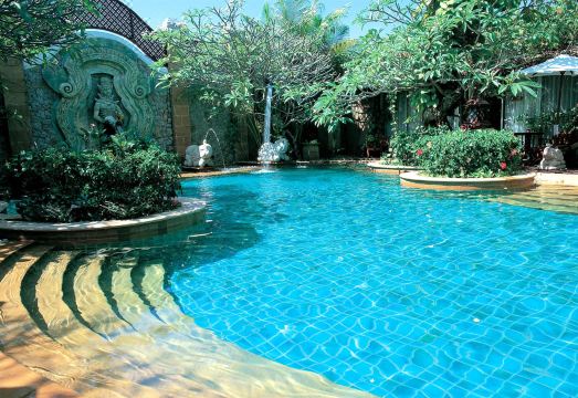 파무꾸 리조트 수영장