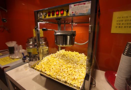 짚 호텔 객실 내부