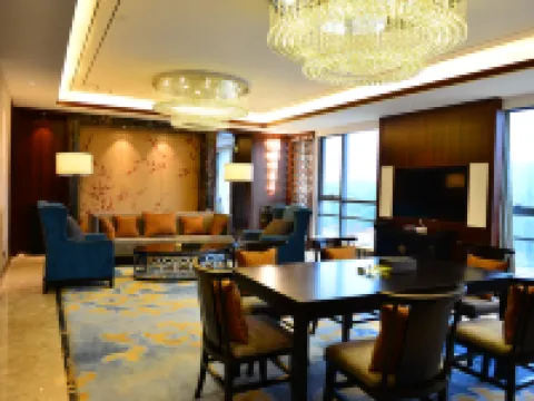 龍陵凱龍假日酒店 龍陵酒店