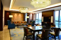 Kailong Holiday Hotel Hotel dekat CPC Longling County Committee Party School