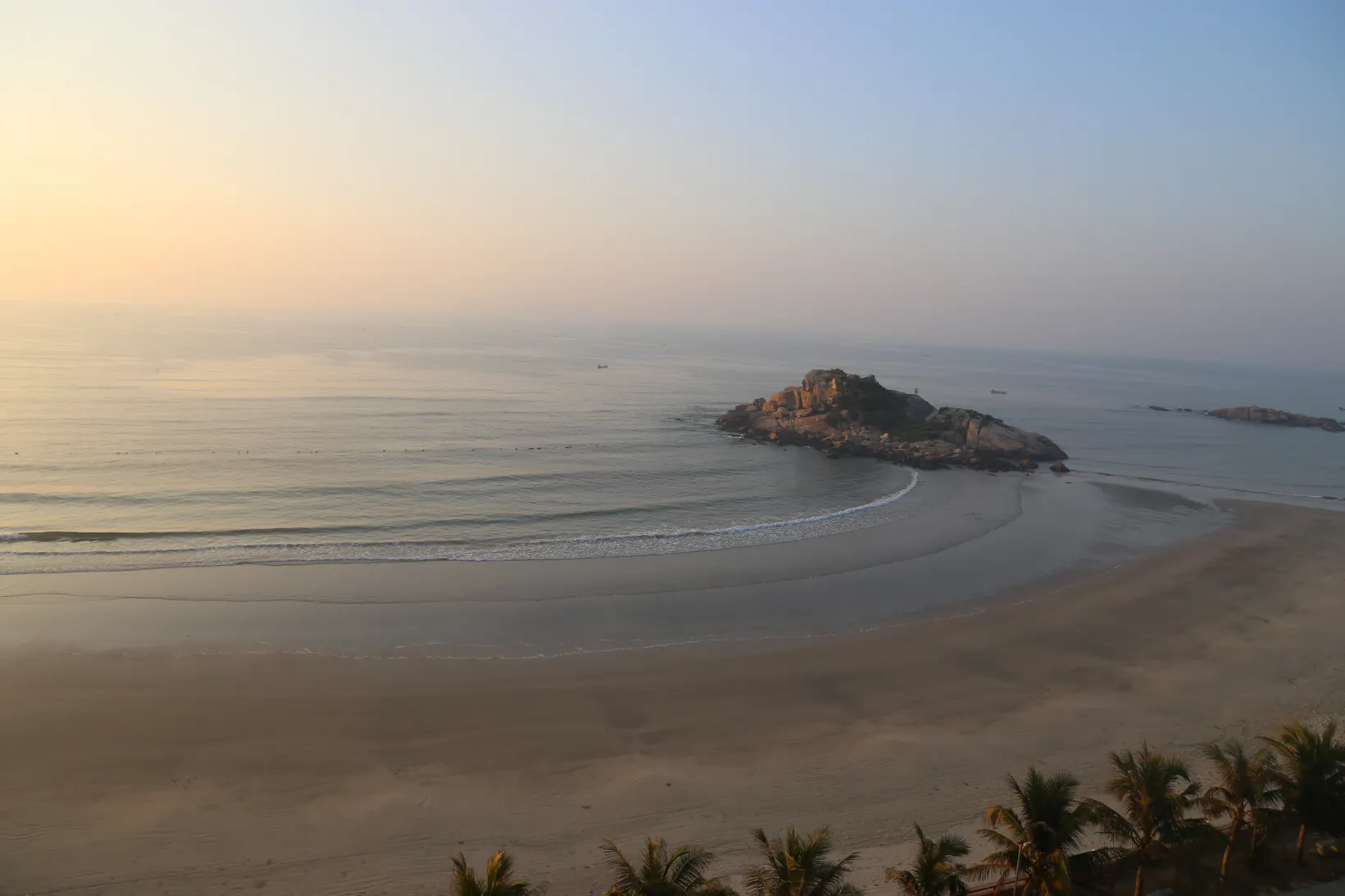 Lion Island Holiday Hotel (Shuangyuewan)