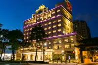 Royal Gold Hotel Hotels near Weiwuying Station