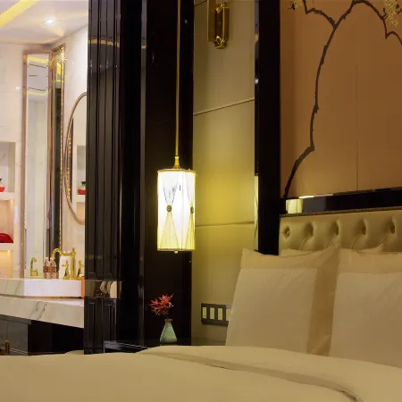 Shanghai Royal Garden Hotel (Shanghai International Resort)