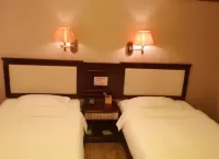 Jiayin Weiye Hotel Hotels near Central Park
