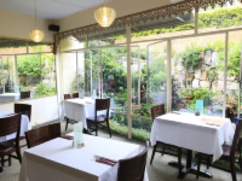 Soho Brisbane Hotels in Spring Hill