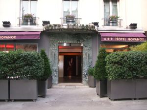 Hotel Nude Paris