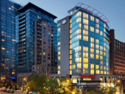 Hampton Inn & Suites, by Hilton - Vancouver Downtown Hoteles cerca de Christ Church Cathedral