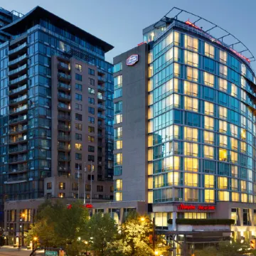 Hampton Inn & Suites, by Hilton - Vancouver Downtown