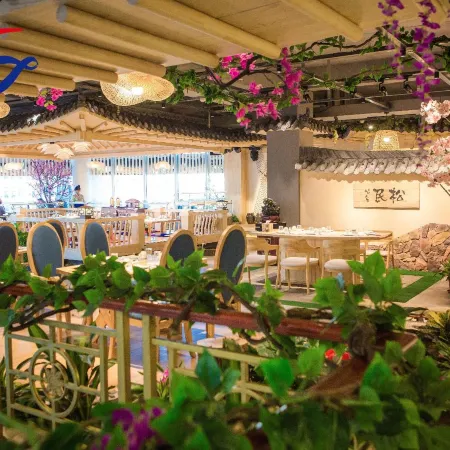 Yanji International Hotel