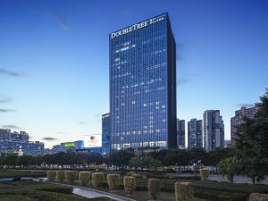 DoubleTree by Hilton Hotel Shenzhen Longhua