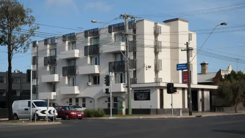 Parkville Place Serviced Apartments in Брансуик