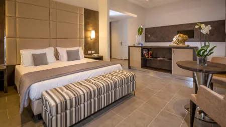 Hearth Hotel