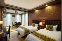 โรงแรมคอร์ทยาร์ดเพนนินซูล่าเฉินส์