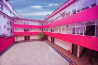 Jinchun Electronic Sports Hotel Lijiang - 2 estrellas
