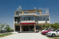 Huashan Outdoor Theme Hotel