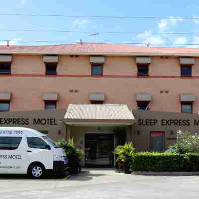 Arena Hotel (Formerly Sleep Express Motel) Hotel Exterior