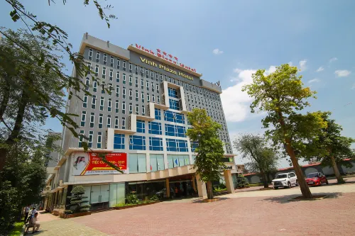 Vinh Plaza Hotel - Pools