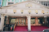 Petersburg Hotel (Building C)