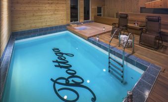 Bottega Pool Villa Pension