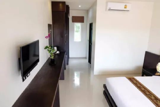 The Oasis Khaolak Resort