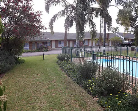 Aberdeen Motel Hotels in Scone