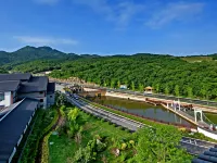 大連東泉温泉ホリデイホテル 浜海路周辺のホテル