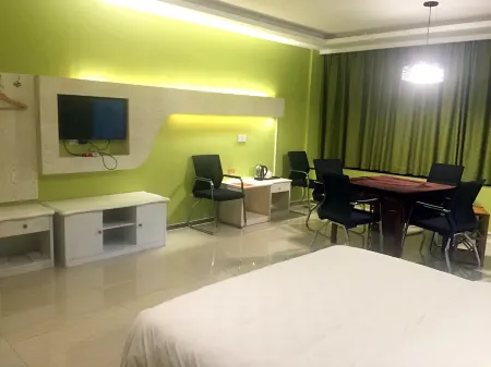 Huayuan Fashion Hotel 338 Отели рядом с достопримечательностью «Xiaochang Library»