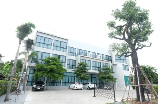 Ban Nai Amphoe Các khách sạn gần Wat Ban Duea