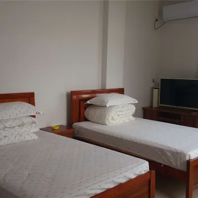 Nanning Wuming Shuyi Hotel Hotels near Huahua World