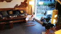 Meow Houzzz