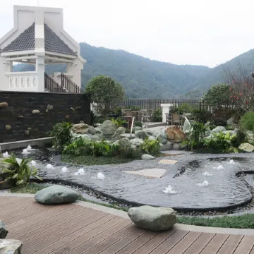 Biquan Kongzhong Hot Spring Hotel