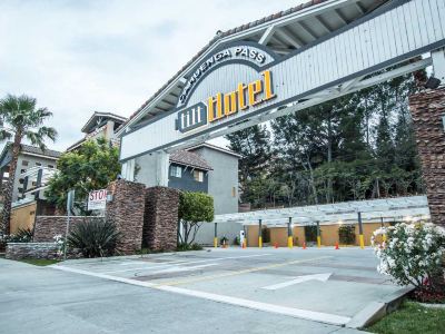 Tilt Hotel Universal-Hollywood, Ascend Hotel Collection