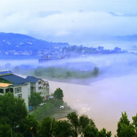 Wangcang Minyi Hotel