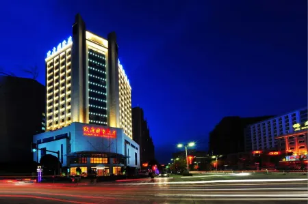 Joysion International Hotel Shangluo Отели рядом с достопримечательностью «Shangluo University»