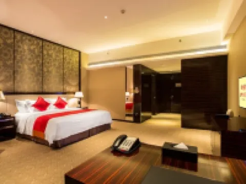 LN Dongfang Hotel Hotele w: Sihui