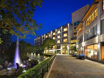 SPRING HILL HOTEL