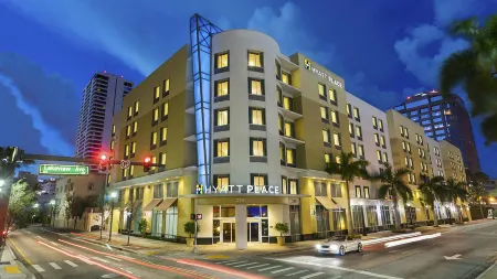 Hyatt Place West Palm Beach Downtown Отели в г. Палм-Бич