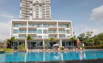 Cetus Beachfront Pattaya