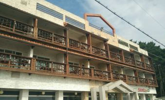 Taean Rose Pension