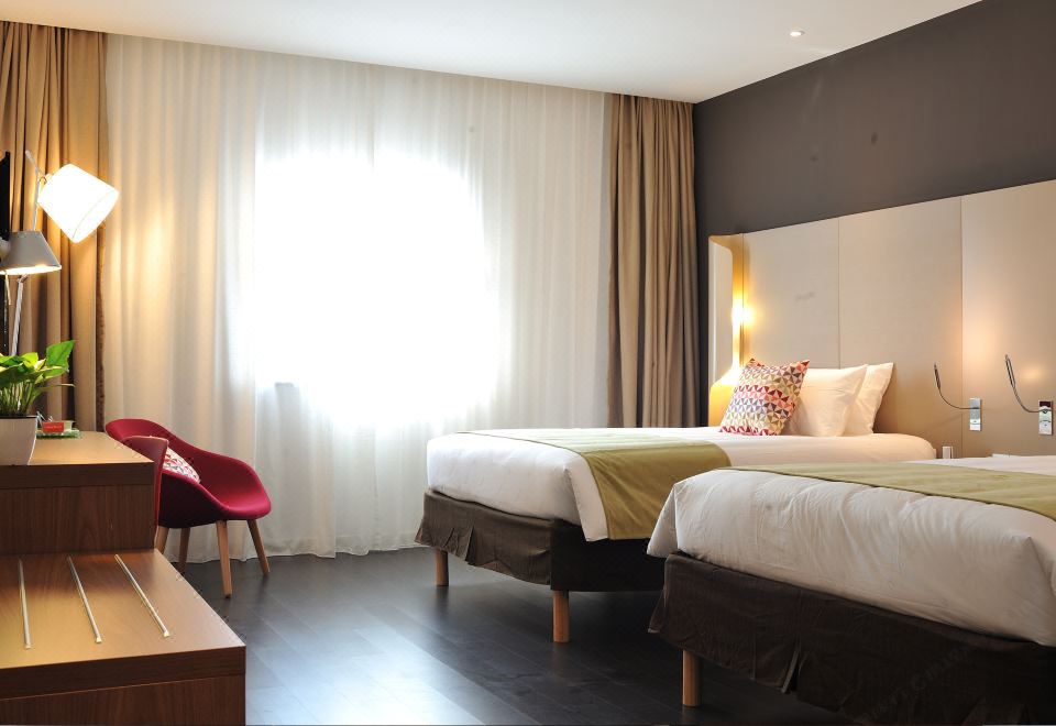 1. 캄파닐레 호텔 ..