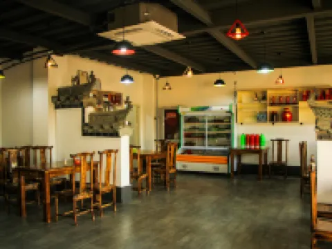 Jixi International Youth Hostel Hotels in Jixi