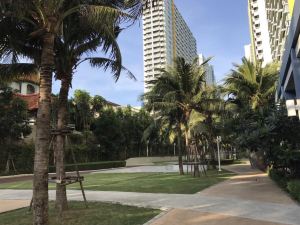 Lpn Park Beach Jomtien Condo by NAN