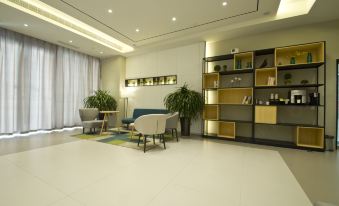 Homeinn Selected Hotel (Linyi Luozhuang District Yihe Road Railway Station)