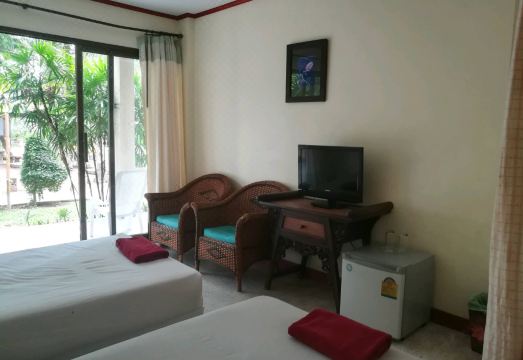 Jinta Hotel 주변 나톤 부두 거리