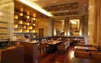 Ritz Plaza Hotel - sarapan