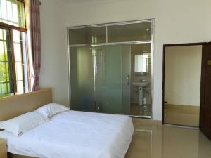 Xupu Xinyuan Seaside Homestay