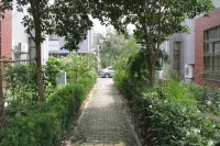 Shanghai International Convention and Exhibition Center Apartment (Hongqiao Hub Store)