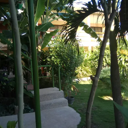 Blue Abyss Resort Отели в г. Моолбол
