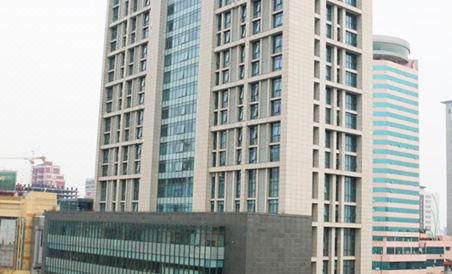 Vienna Hotel (Xuzhou Suning Plaza Pengcheng Metro Station) - Housity